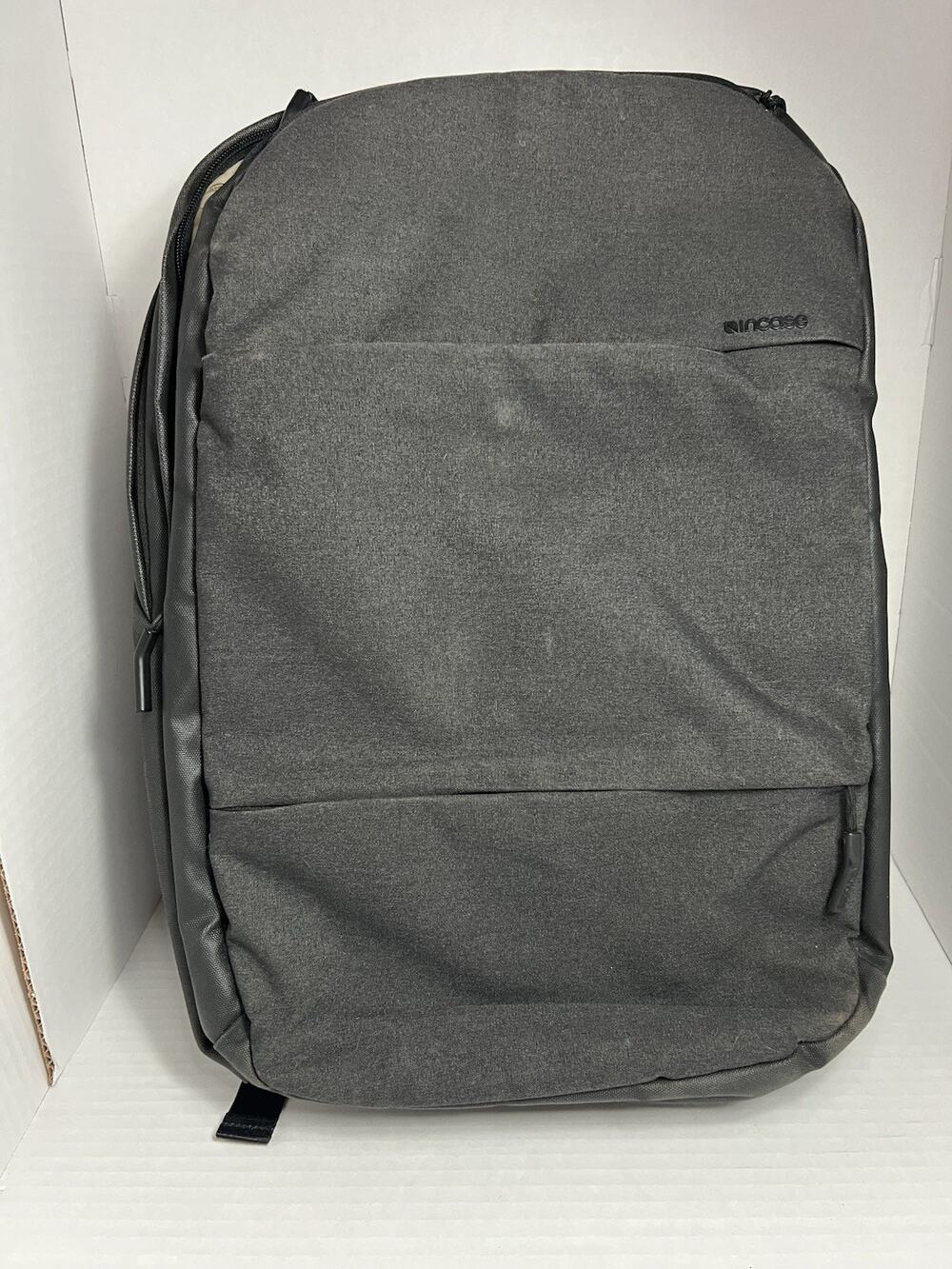 Incase City Laptop Backpack Gray Full Size Shoulder Zip Bag Soft Pockets
